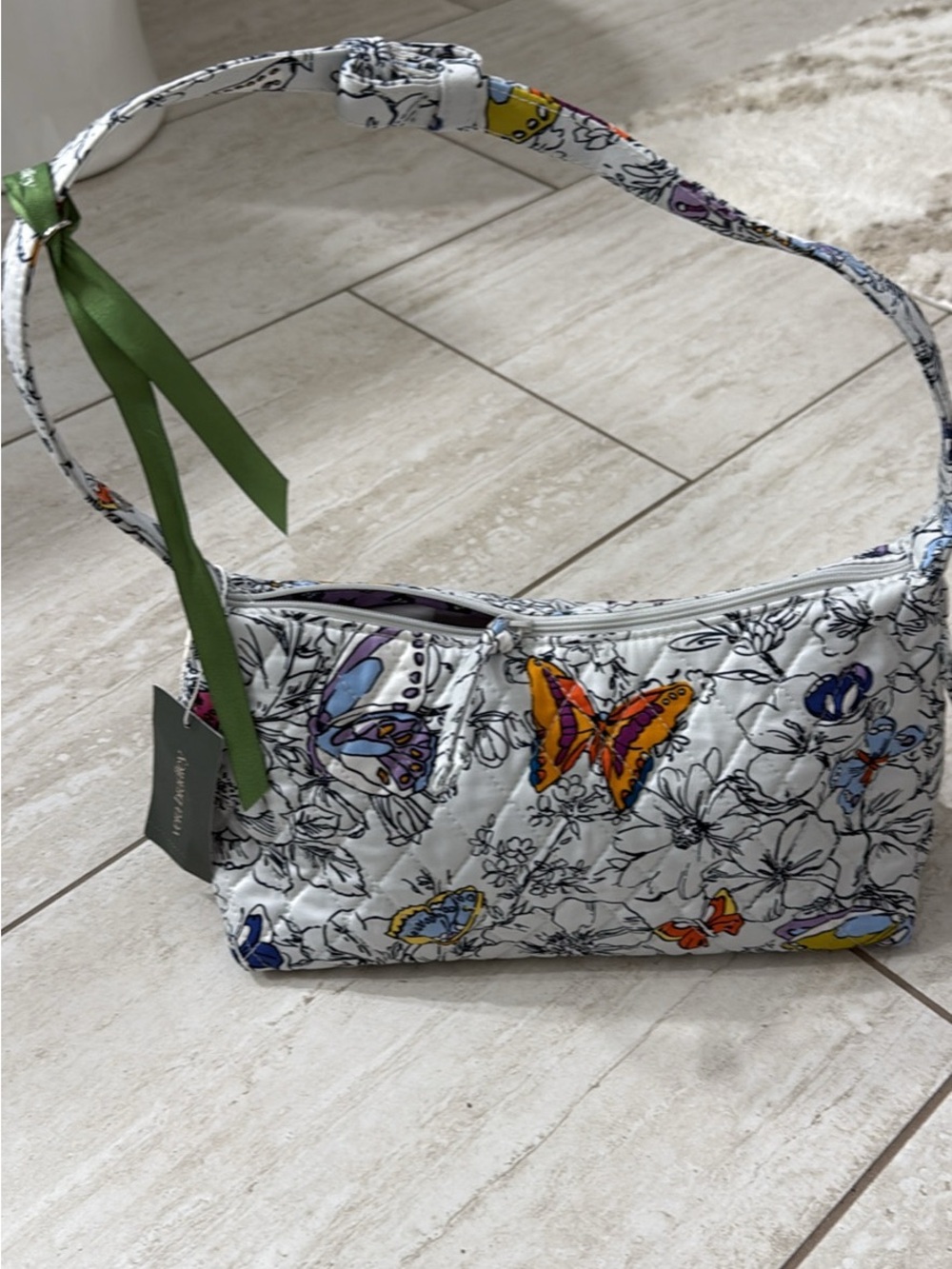 VB Women’s Quilted Butterfly Print Shoulder Bag - White.. nwt